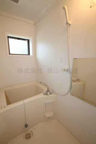 タッチアネックス　C棟の浴室