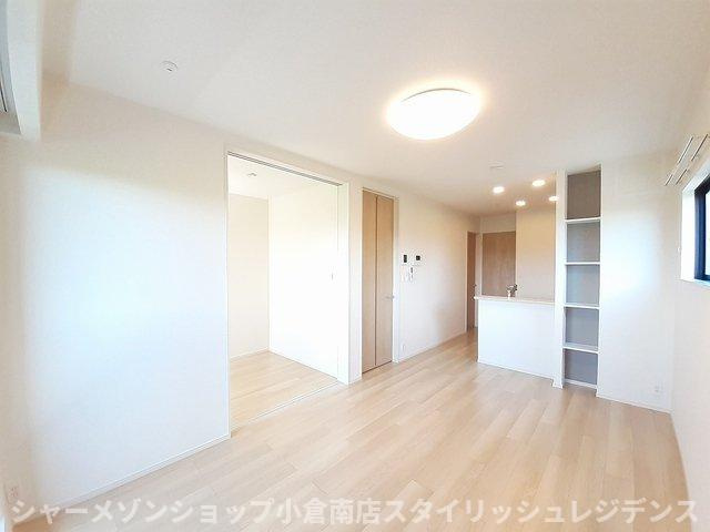 デュオブライト　Ⅱの居間・リビング|ゆったりとした居間です