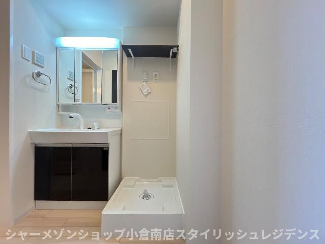 ブドワールの洗面所|洗髪洗面化粧台