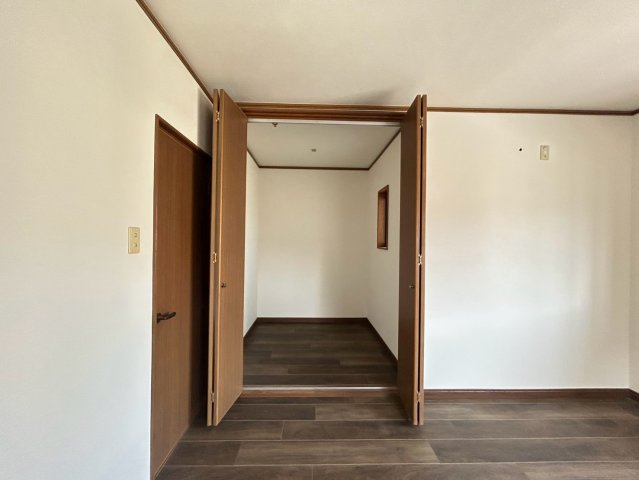 天神町　中古戸建の収納