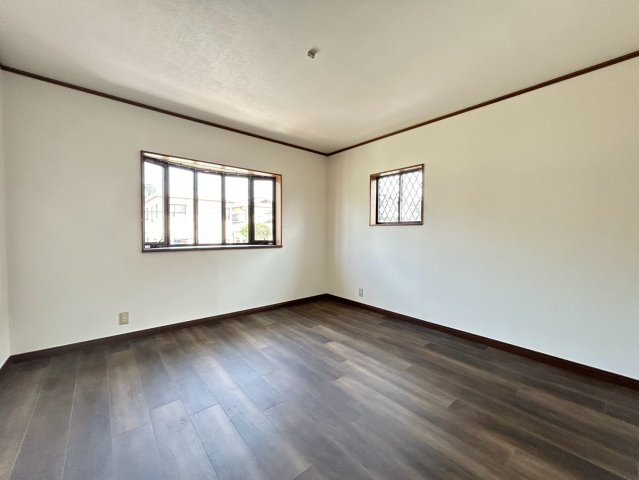 天神町　中古戸建の洋室