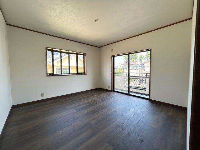 天神町　中古戸建の洋室