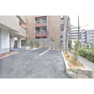 【駐車場】 | アルバス上新田