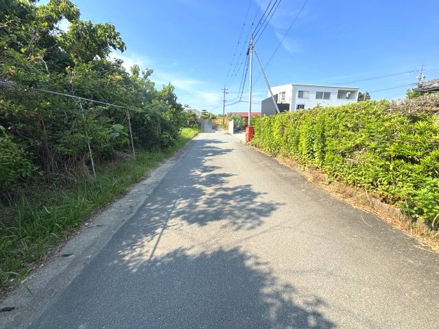 【前面道路含む現地写真】の画像