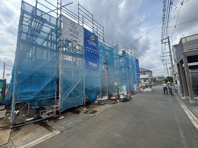 日野市日野台2丁目の前面道路含む現地写真