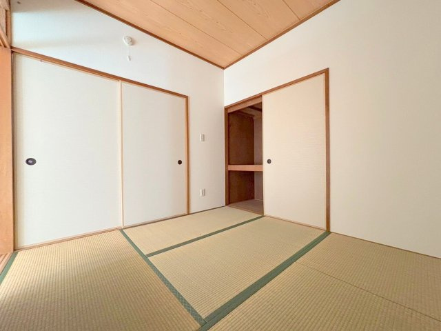 リブラン新北野の和室