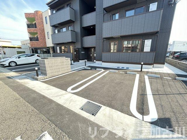 D-PLACE良野の駐車場