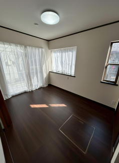 【洋室】 | 柏市豊住中古戸建 | ※AI加工で家具を消しております。