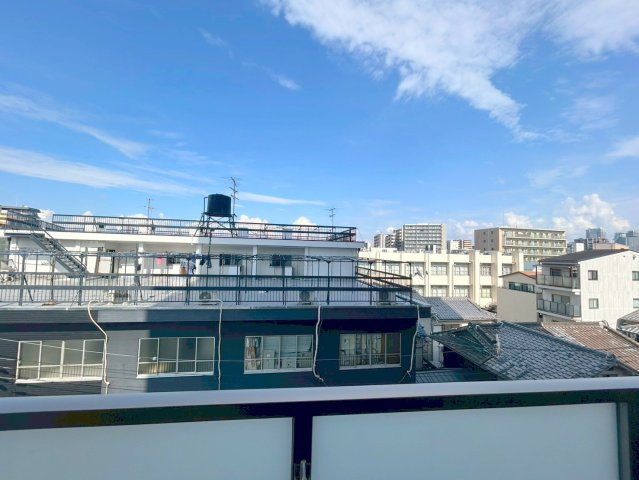 プレジオ十三の展望
