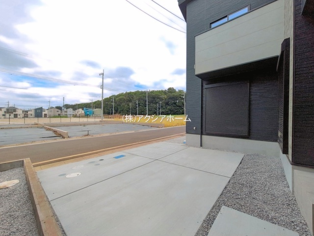 所沢市上安松・全2棟　新築一戸建　1号棟　～LDK24帖～の駐車場|2026年8月4日撮影