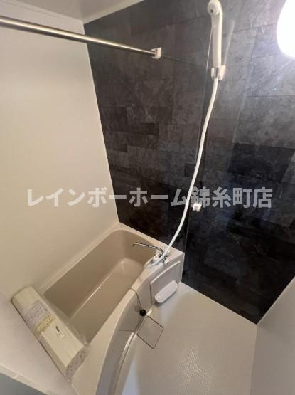 エステラスワンの浴室