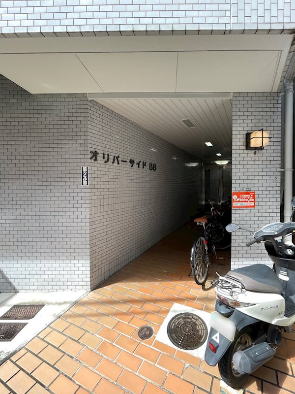 オリバーサイド88のエントランス
