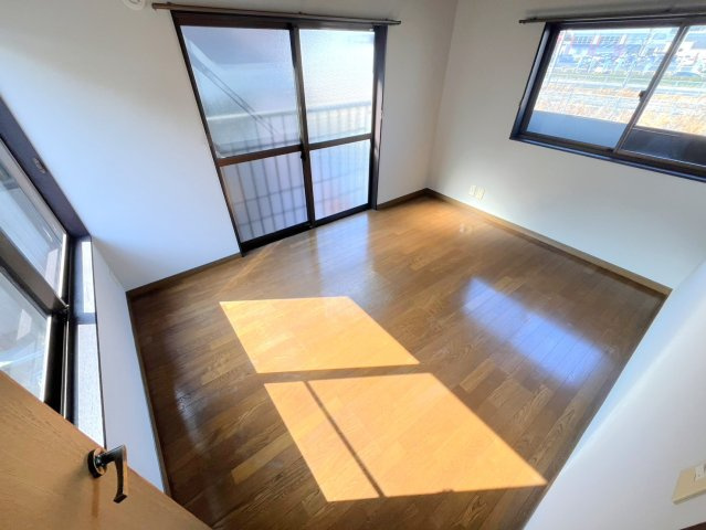 坂O邸の内装