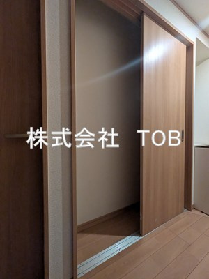 【収納】 | 富士見ハイツ-2028年6月30日迄、定期借家- | 廊下収納※クリーニング完了前※