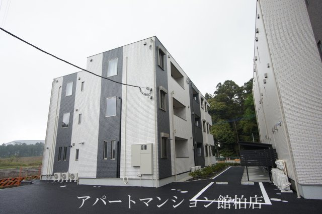 Ｙ・ノヴェル　Ａ棟