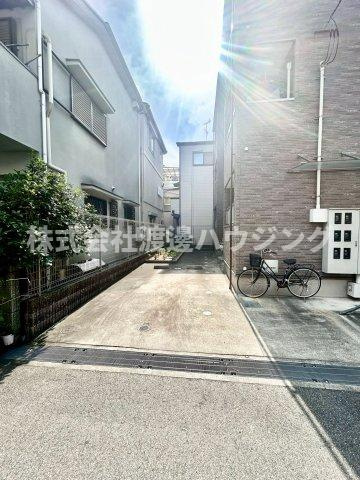 ティエムメゾンの駐車場