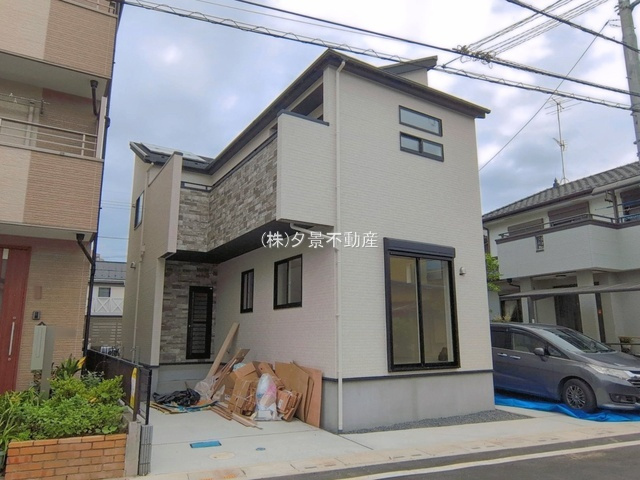 《仲介手数料無料》越谷市大字平方51-2新築一戸建てブルーミングガーデンの外観