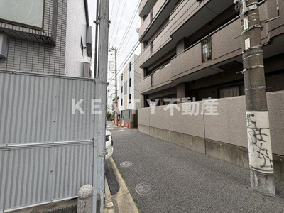 【周辺】 | VERXEED STAIR Musashi-koyama | 駐車場です