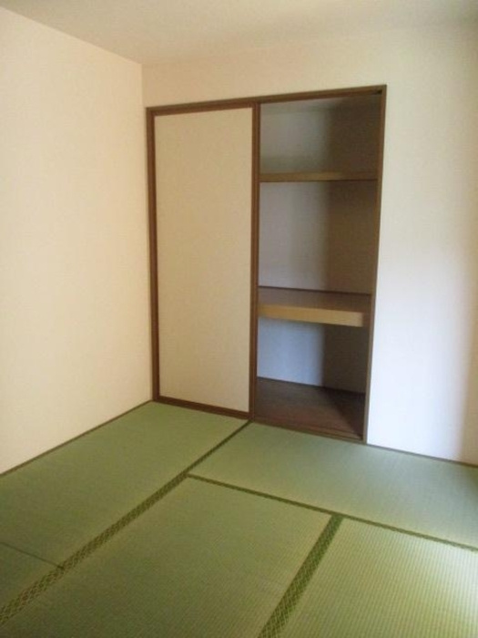 セジュール未来　Bの和室