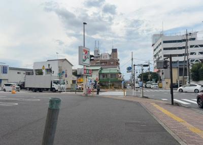 【展望】 | ドラゴンマンション上溝弐番館 | 眺望の良さを楽しめるダイニングキッチンで家族団らんの時間を過ごしてはいかがでしょうか。バルコニーから見える景色を家族で眺める時間は、時間が経つのを忘れてしまいそうですね。是非、現地を見に行きましょう！