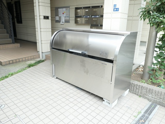ヘーベルメゾン２１Ａ、Ｂのその他共用部分|敷地内ゴミストッカー