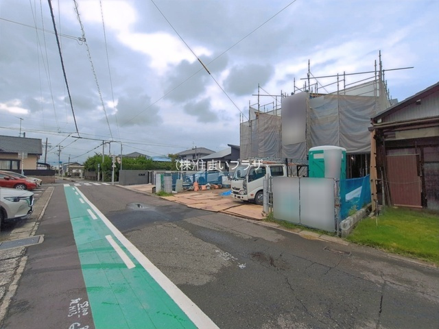 仲介手数料無料）江南市第1古知野町大塔　１号棟の前面道路含む現地写真|前面道路含む現地写真です
