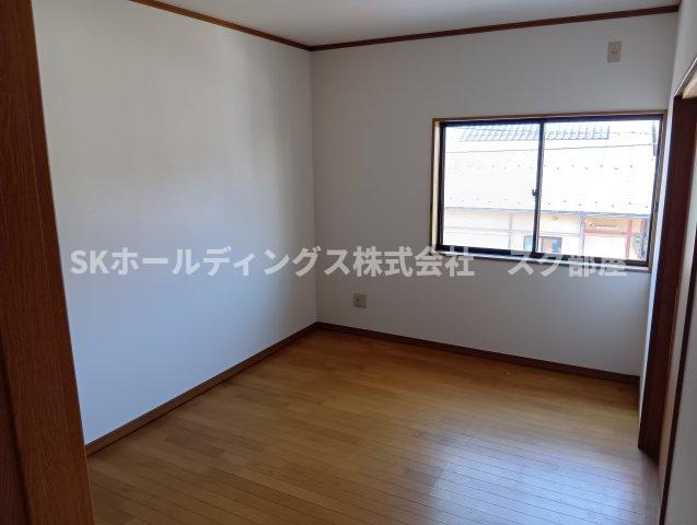 南田辺連棟貸家（左）の洋室