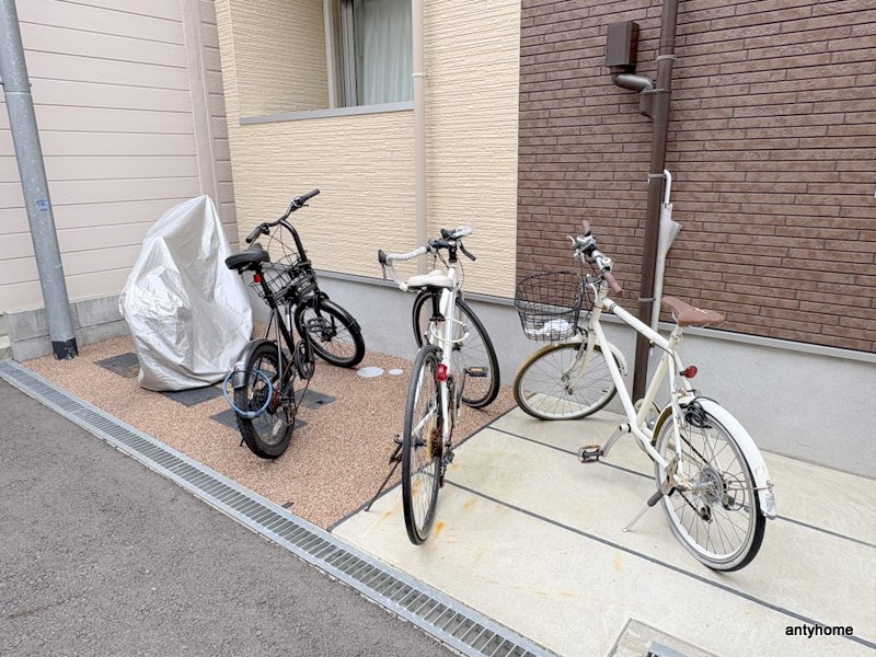 アミュゼ　仲介手数料無料の駐車場