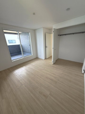 クレイドルガーデン丸亀市今津町第４の居間・リビング|広々としたお部屋に収納もバッチリです！