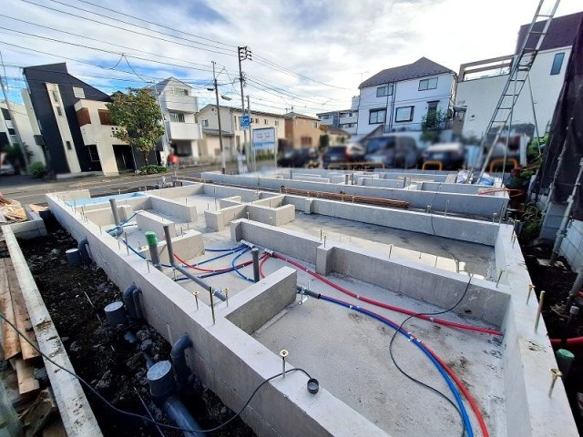 【外観】 | 練馬区平和台1丁目　新築分譲住宅　全3棟（成増店） | スマホと連動してリアルタイムに映像確認できる防犯カメラ付