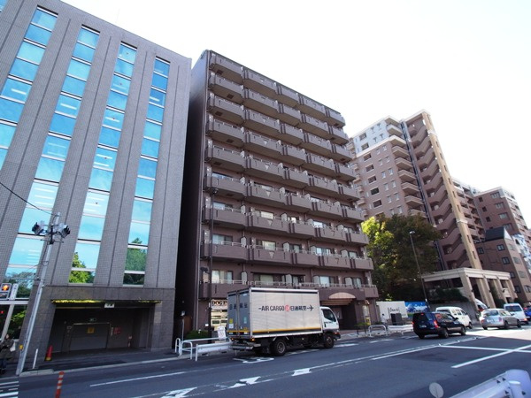朝日白金台マンションの外観|外観は落ち着いています