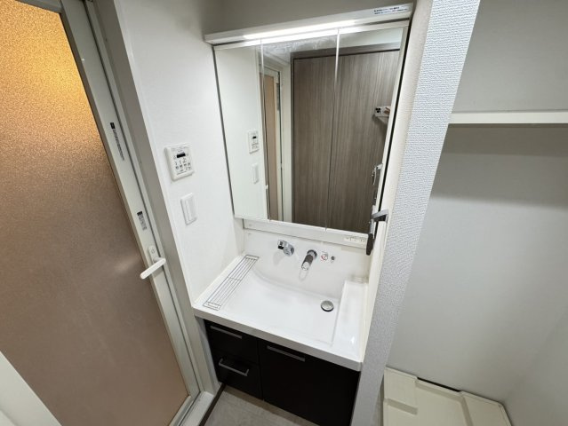 COMFORT YAWATAの独立洗面台