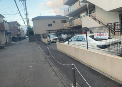 【駐輪場】 | ライオンズマンション小田急相模原 | マンションの駐輪場は、事前に空きがあるか確認を取ると安心です。せっかく入居したのに駐輪スペースがない！なんてことになったら大変ですよね。そこで、内見時や購入前にはまず事前に確認しておくと良いでしょう。