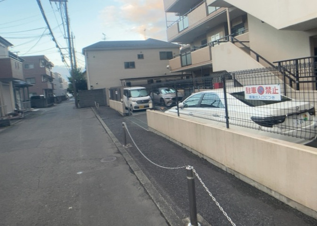 【駐輪場】 | ライオンズマンション小田急相模原 | マンションの駐輪場は、事前に空きがあるか確認を取ると安心です。せっかく入居したのに駐輪スペースがない！なんてことになったら大変ですよね。そこで、内見時や購入前にはまず事前に確認しておくと良いでしょう。