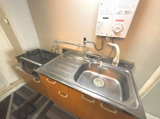 ☆ワンルーム住戸の中では大き目のキッチンがはいっております☆