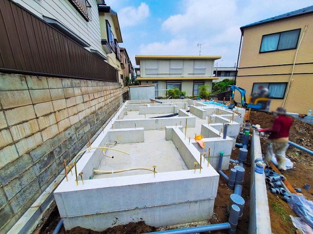 【外観】 | 練馬区平和台1丁目　新築分譲住宅　全3棟（成増店） | ZEH水準+太陽光発電システム標準搭載の省エネ住宅（1、2号棟）