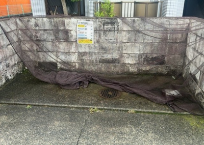 【設備】 | サンシャインⅡ座間 | 共有部分は、住民なら誰もが使える設備のこと。例えば駐車場やエレベーター、インターネット設備、セキュリティ設備などがあります。他にも、マンションの廊下・外部階段やエントランス・ゴミ置き場などがあります。