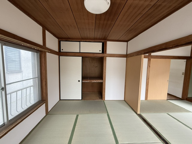 梅田三丁目貸家の和室