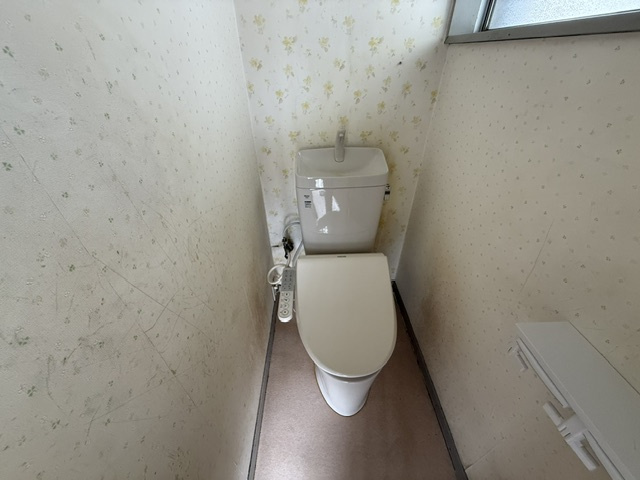 梅田三丁目貸家のトイレ