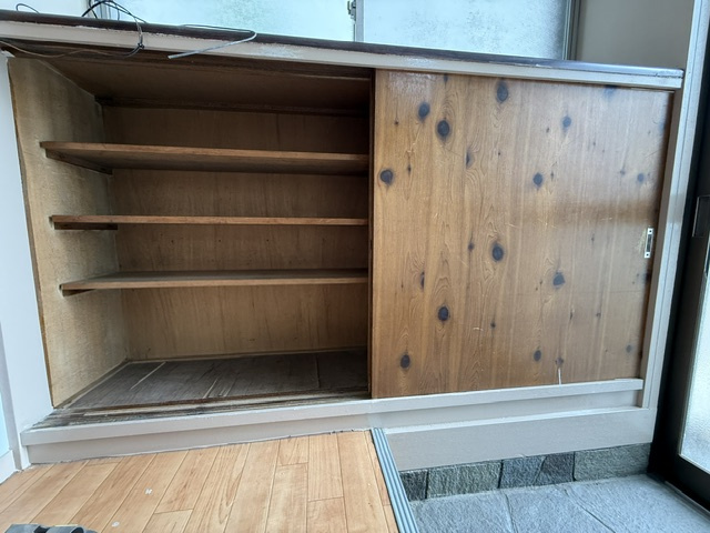 梅田三丁目貸家の収納