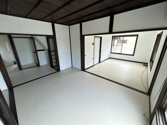 加木屋町丸根貸家の居間・リビング