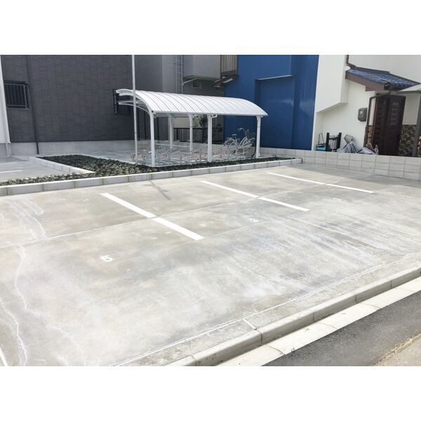 アスピラシオン尾頭橋　名古屋市賃貸　仲介手数料無料の駐車場