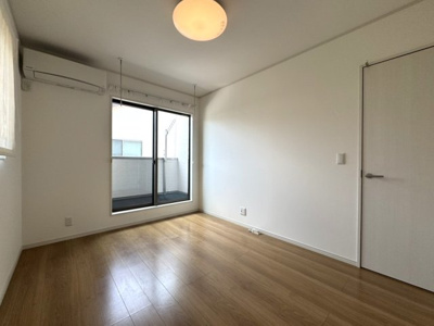 【洋室】 | 衣笠赤阪町貸家