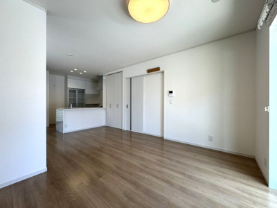 【居間・リビング】 | 衣笠赤阪町貸家