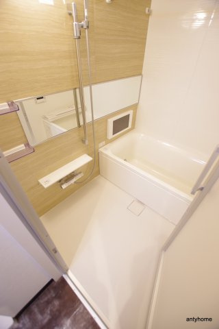 プレジオ本町　仲介手数料無料の浴室
