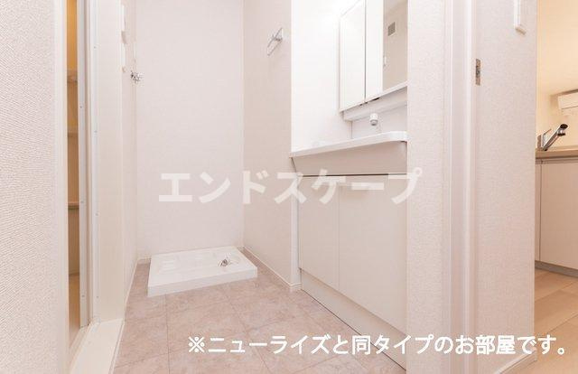 フローレス　コート　Ⅰの洗面所|高崎、前橋のお部屋探しはエンドスケープまで！お客様の理想お聞かせ下さい♪