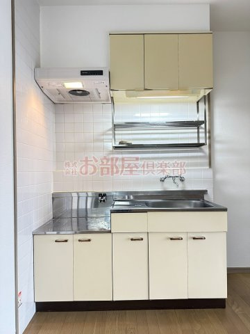 フォレスト小森野のキッチン|収納が多いキッチンで便利です