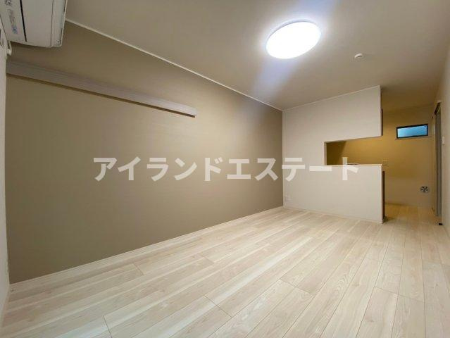 ラグナ・ベルデ桜新町　築浅　宅配BOX　オートロックの居間・リビング