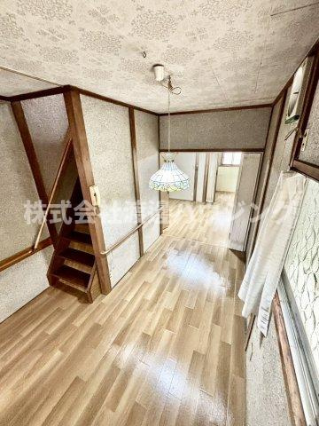 黒原城内町一戸建の内装