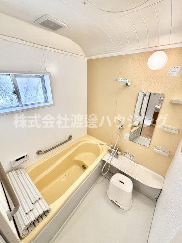 黒原城内町一戸建の浴室